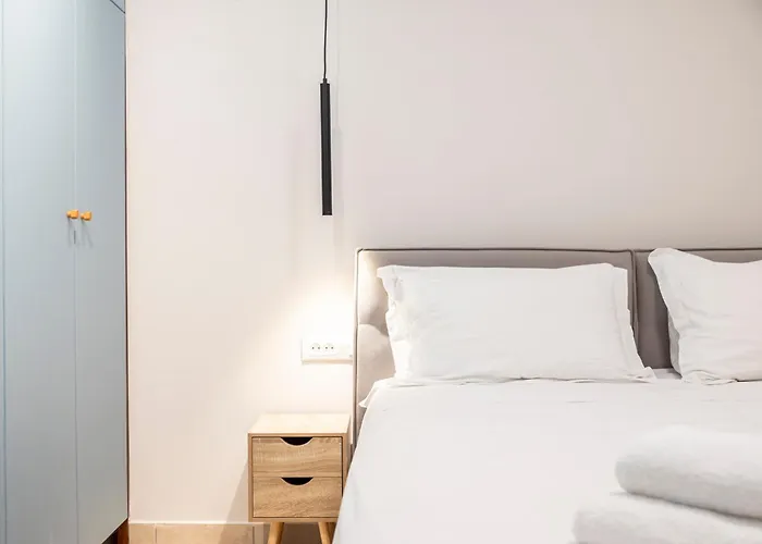 וילה The Infinities