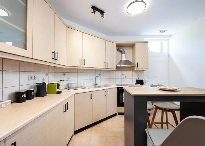 וילה The Infinities *