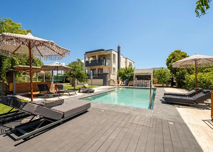 فيلة The Infinities *